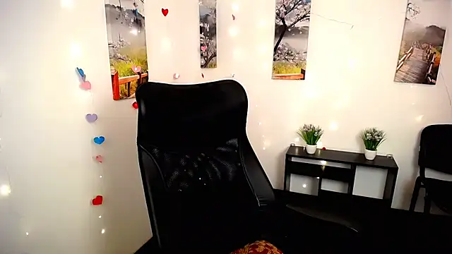 Snapshot of PeppyMia chatting on 11-04-25, 07:29 PeppyMia online show from 11-04-25, 07:29