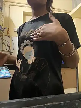 tanisha-2005 online show from 09-14-25, 05:01