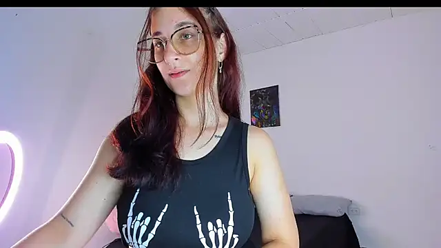 Laura Ivy online show from 06-09-26, 02:39