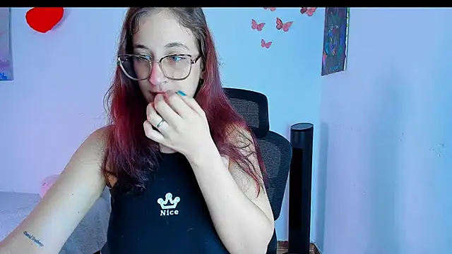Laura Ivy online show from 07-01-26, 01:13