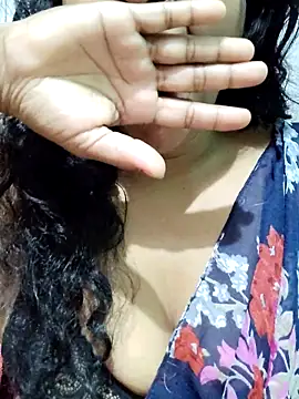 Snapshot of spicysuhana chatting on 10-13-25, 11:27 spicysuhana online show from 10-13-25, 11:27