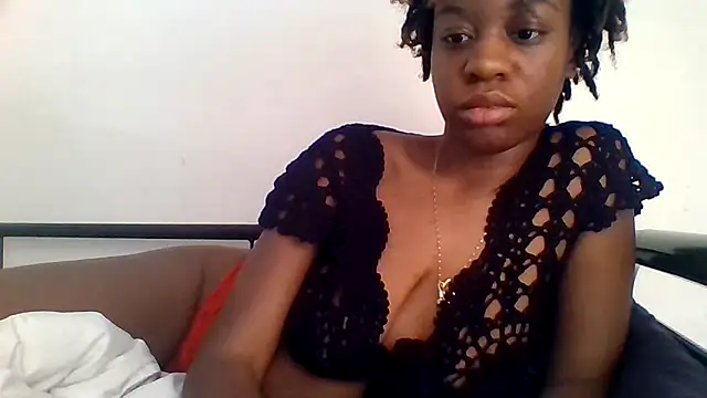 Snapshot of _she_was_a_fairy chatting on 11-19-25, 01:55 she was a fairy online show from 11-19-25, 01:55