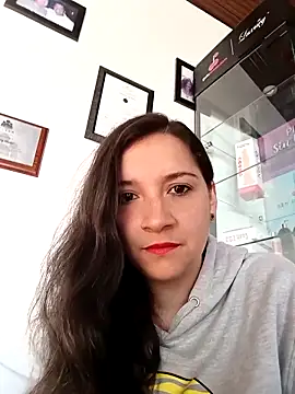 Agatha bellucci  online show from 11-05-25, 01:11