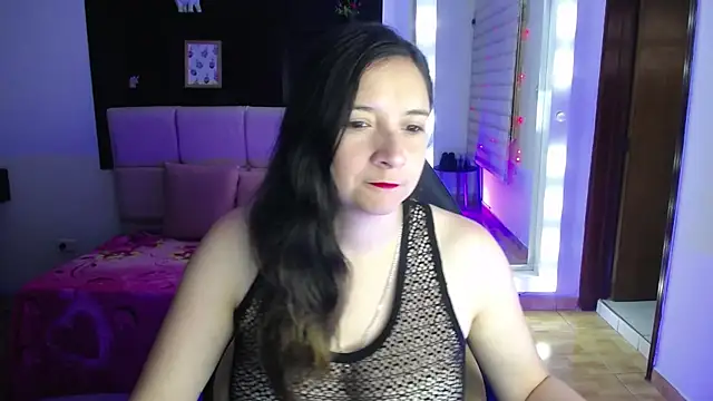 Agatha bellucci  online show from 11-27-25, 12:51