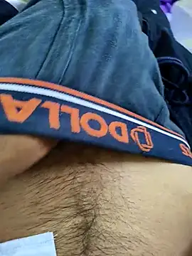 Snapshot of Bio-teacher chatting on 02-17-26, 01:57 Bio-teacher online show from 02-17-26, 01:57