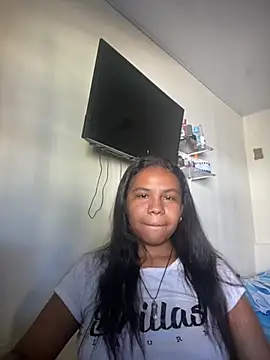 Snapshot of AfricaMart chatting on 10-07-25, 02:03 AfricaMart online show from 10-07-25, 02:03