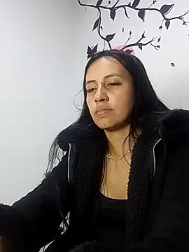 Snapshot of Nika_Hot chatting on 09-11-25, 03:06 Nika Hot online show from 09-11-25, 03:06