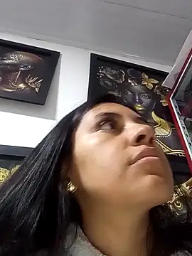 Snapshot of Nika_Hot chatting on 09-28-25, 03:01 Nika Hot online show from 09-28-25, 03:01