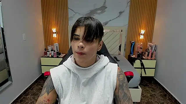 Snapshot of KAROLLJONES1 chatting on 11-05-25, 07:25 KAROLLJONES1 online show from 11-05-25, 07:25