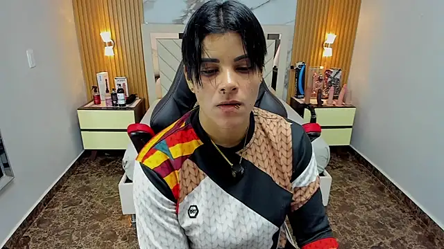 Snapshot of KAROLLJONES1 chatting on 12-04-25, 07:22 KAROLLJONES1 online show from 12-04-25, 07:22