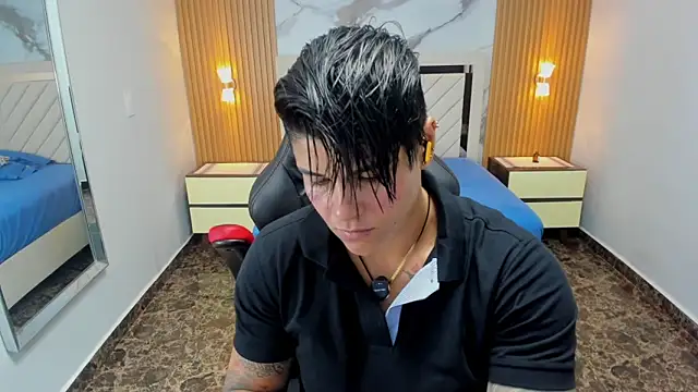 KAROLLJONES1 online show from 04-21-26, 07:06