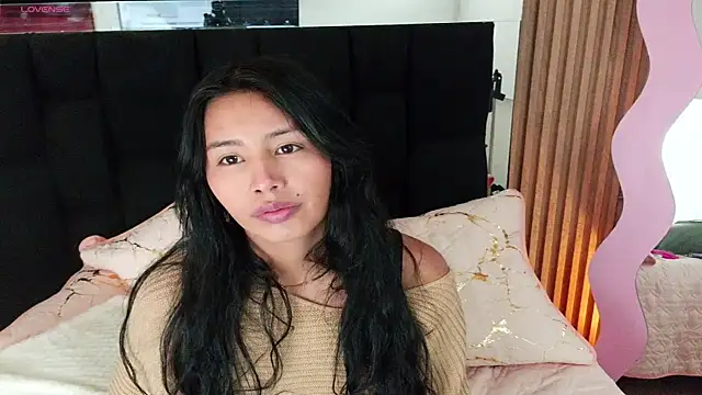 Miss Charlottet online show from 07-29-26, 06:50