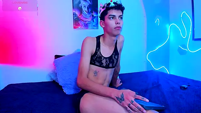 Room 69x online show from 09-25-25, 04:43