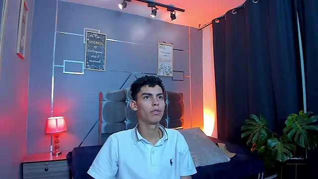 Room 69x online show from 10-20-25, 03:29