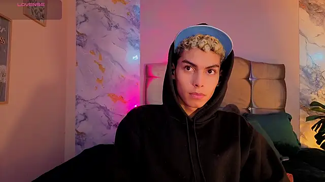 Room 69x online show from 03-25-26, 12:00