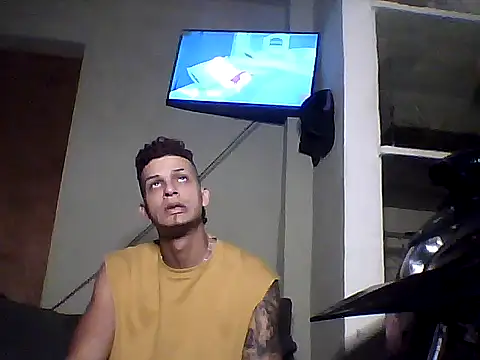 Snapshot of crisrummer chatting on 09-11-25, 06:35 crisrummer online show from 09-11-25, 06:35