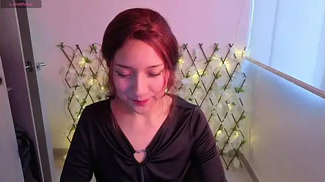 Snapshot of genet_ chatting on 12-19-25, 09:33 genet online show from 12-19-25, 09:33