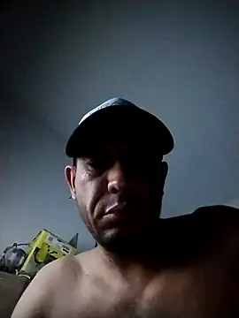 Snapshot of ExcitableJuanito85 chatting on 01-11-26, 11:15 ExcitableJuanito85 online show from 01-11-26, 11:15