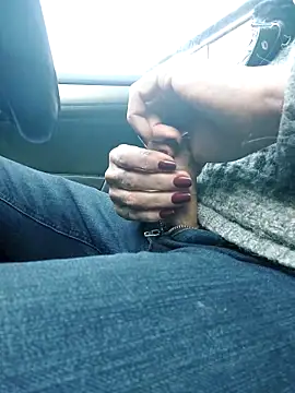 Snapshot of lynxman chatting on 02-17-26, 08:44 lynxman online show from 02-17-26, 08:44