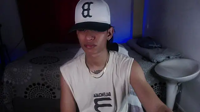 Snapshot of sung_yol chatting on 11-24-25, 09:36 sung yol online show from 11-24-25, 09:36