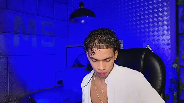 AlanCutee online show from 03-29-26, 04:01