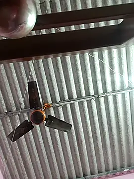 Cute-Swewty online show from 11-18-25, 02:54