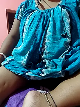 Snapshot of Cute-Swewty chatting on 05-08-26, 03:39 Cute-Swewty online show from 05-08-26, 03:39