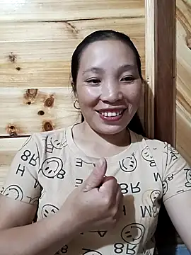 Snapshot of Tamy_20 chatting on 10-06-25, 12:46 Tamy 20 online show from 10-06-25, 12:46