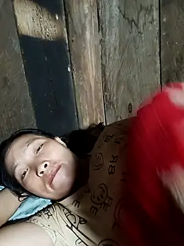 Snapshot of Tamy_20 chatting on 10-16-25, 08:21 Tamy 20 online show from 10-16-25, 08:21