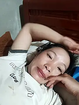 Snapshot of Tamy_20 chatting on 10-26-25, 10:25 Tamy 20 online show from 10-26-25, 10:25