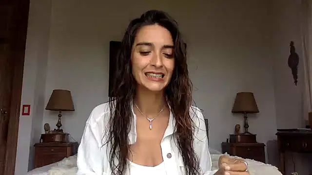 venuslibre online show from 12-20-25, 01:07