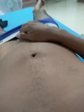 hotvene online show from 10-18-25, 03:31