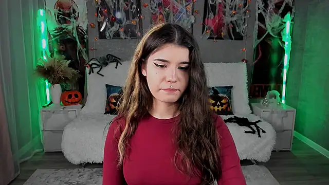 Snapshot of AnoraDark chatting on 10-14-25, 09:15 AnoraDark online show from 10-14-25, 09:15