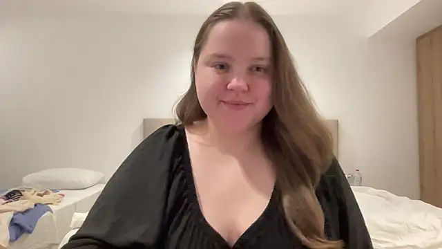 Snapshot of Alice898 chatting on 09-14-25, 05:34 Alice898 online show from 09-14-25, 05:34