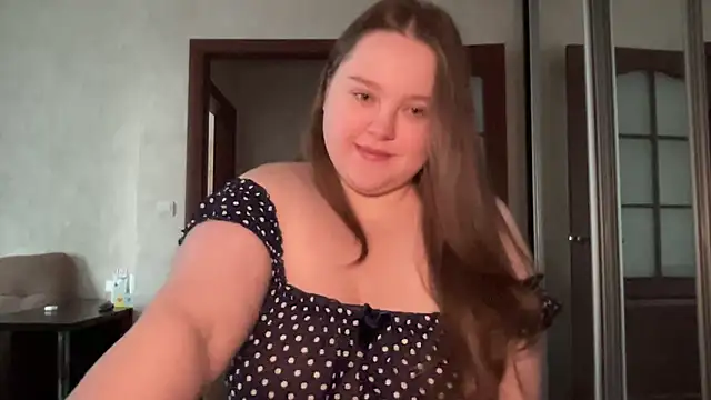 Snapshot of Alice898 chatting on 10-14-25, 12:06 Alice898 online show from 10-14-25, 12:06