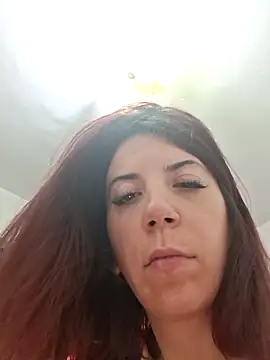 Snapshot of Anayssa_ chatting on 02-15-26, 07:21 Anayssa online show from 02-15-26, 07:21