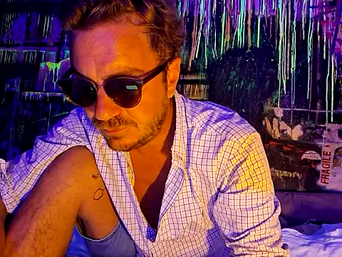 3615-ULLA online show from 09-20-25, 12:44