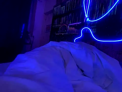 3615-ULLA online show from 10-26-25, 05:30