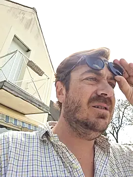 3615-ULLA online show from 04-19-26, 01:10