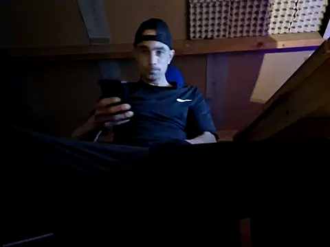 kompiee online show from 10-13-25, 06:41