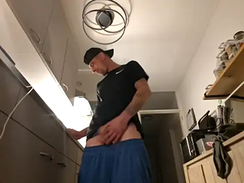 kompiee online show from 11-21-25, 12:43