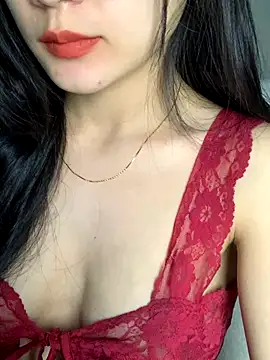 Snapshot of ___Lily___ chatting on 09-10-25, 04:18    Lily    online show from 09-10-25, 04:18