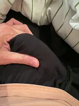 rockey118367 online show from 09-22-25, 08:33