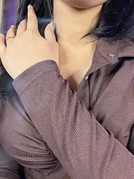 KARISHMA-STRIP online show from 04-16-26, 04:41