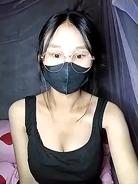 Snapshot of saronla_03 chatting on 11-04-25, 07:40 saronla 03 online show from 11-04-25, 07:40