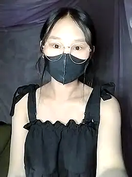 Snapshot of saronla_03 chatting on 11-08-25, 06:24 saronla 03 online show from 11-08-25, 06:24