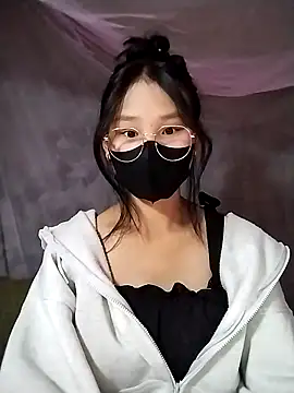 Snapshot of saronla_03 chatting on 11-26-25, 02:01 saronla 03 online show from 11-26-25, 02:01