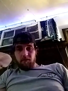 Snapshot of high3ndlowlife chatting on 10-14-25, 07:09 high3ndlowlife online show from 10-14-25, 07:09