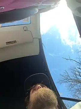 Snapshot of high3ndlowlife chatting on 01-17-26, 06:44 high3ndlowlife online show from 01-17-26, 06:44