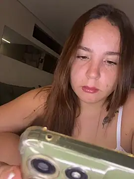 m0ranguinh0s2 online show from 05-10-26, 01:44